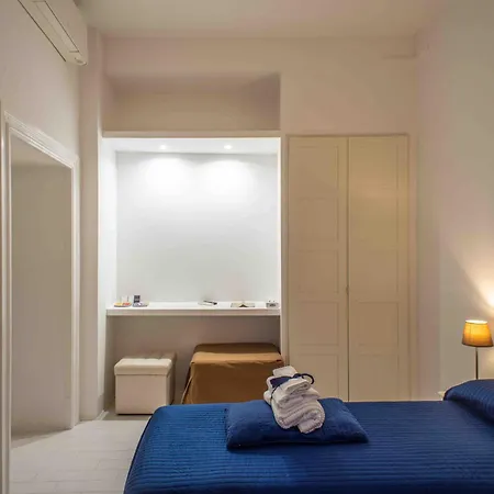 Intra\' Residenza In Trastevere
