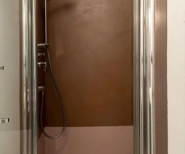 Konukevi Intra' Residenza In Trastevere 4*
