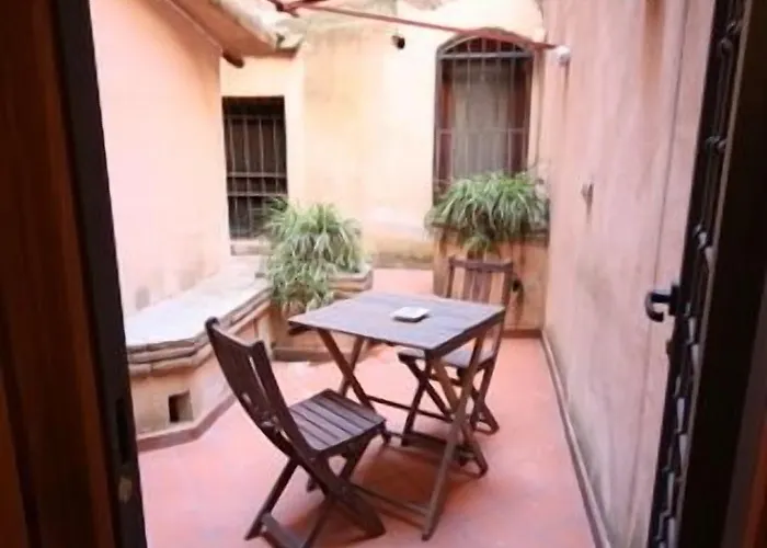 Intra' Residenza In Trastevere Konukevi 4*